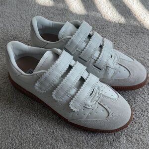 Women’s Steve Madden Momentum Sneaker